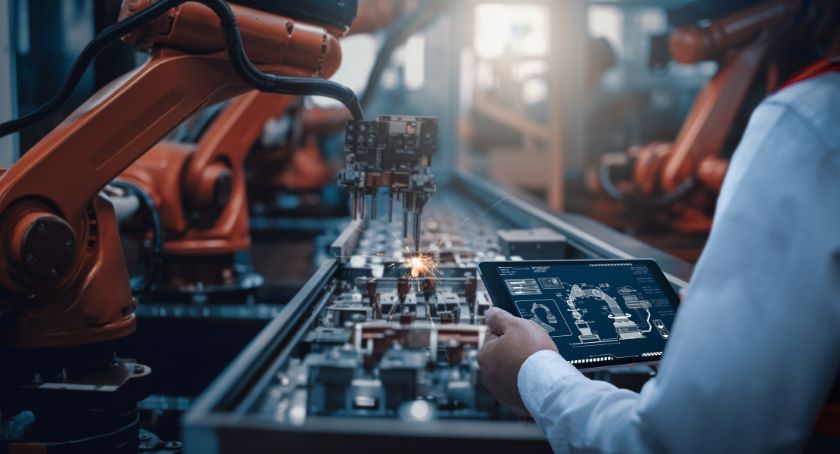 Building Medical Quality at Scale Through Connected Manufacturing Data